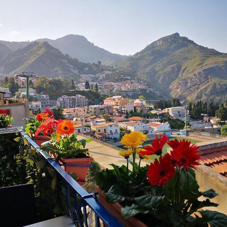 Athena Charming Rooms Таорміна Екстер'єр фото