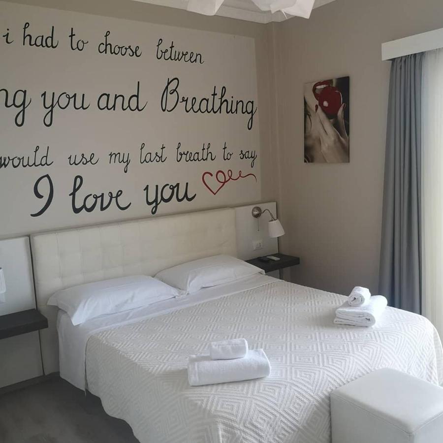 Athena Charming Rooms Таорміна Екстер'єр фото